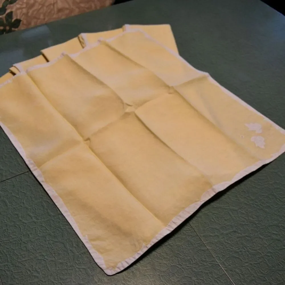 Vintage 50s Yellow Embroidered Ivy Luncheon Napkin Set 9 Satin Edge Mid Century